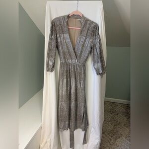 Alice + Olivia Metallic Silver Long Sleeve Dress size small